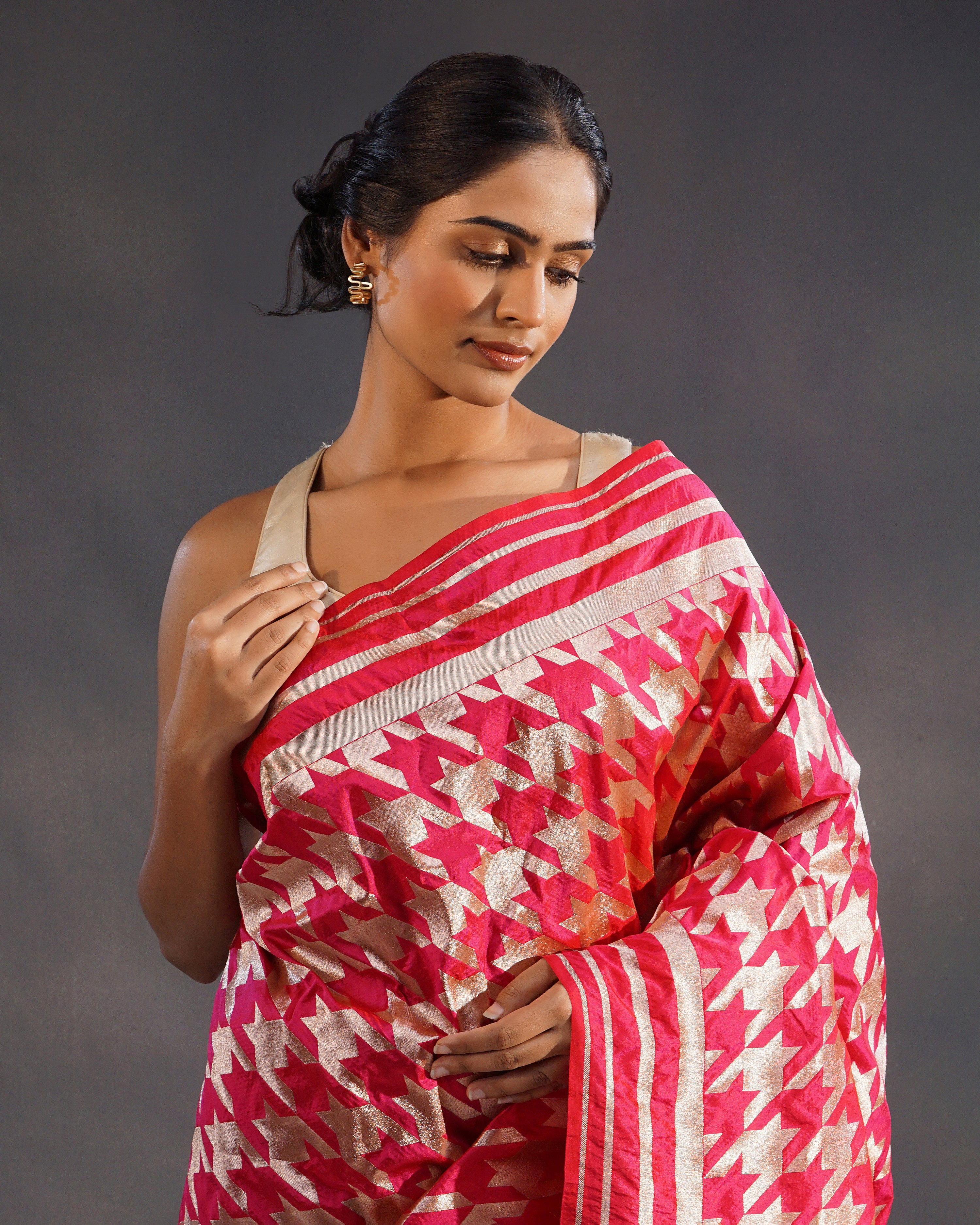 Naqsh – Pure Katan Silk Banarasi Saree in Rani Red with Gold Geometric Jaal