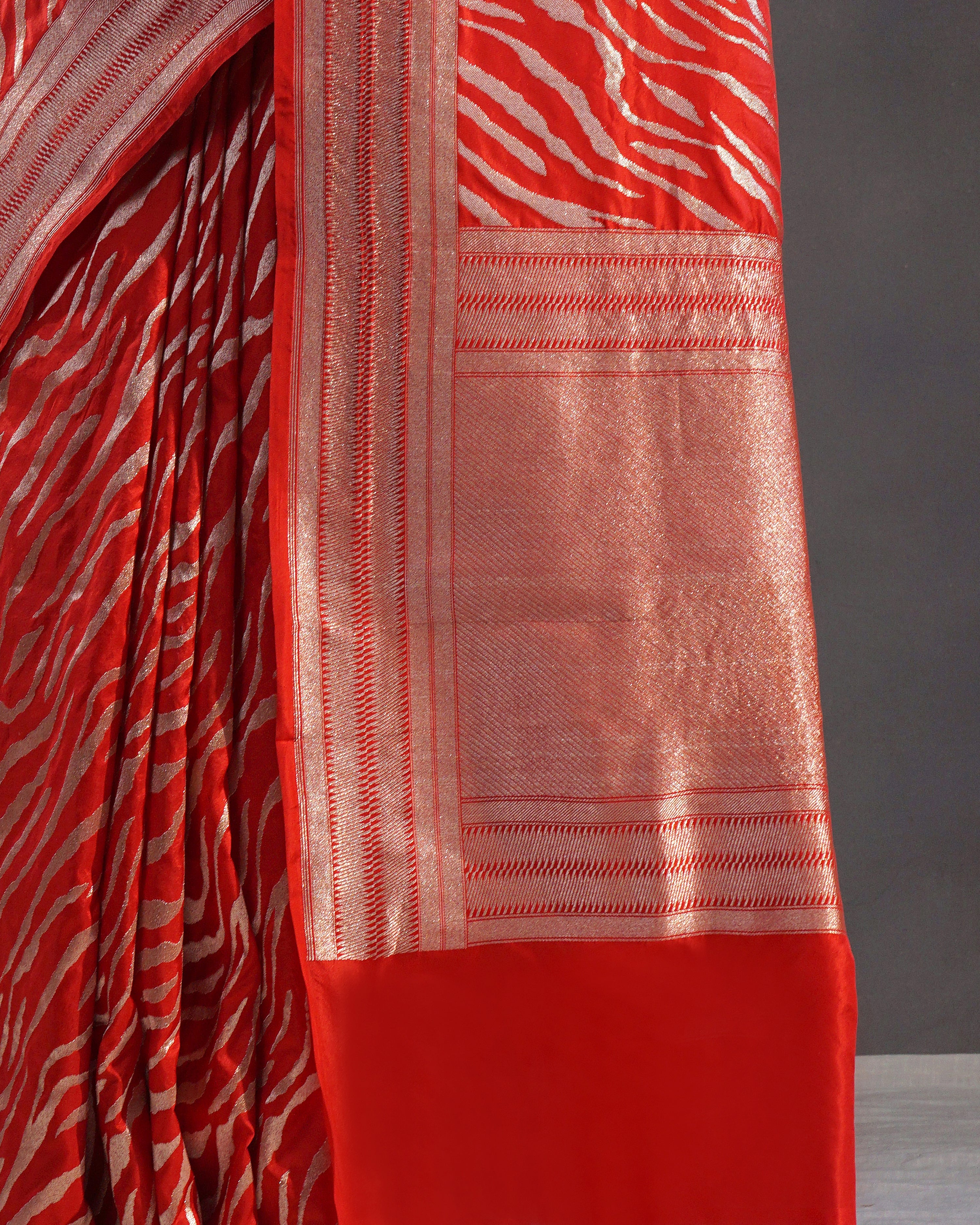 Gulzar – Pure Katan Silk Banarasi Rangkaat Saree in Rani Pink-Red