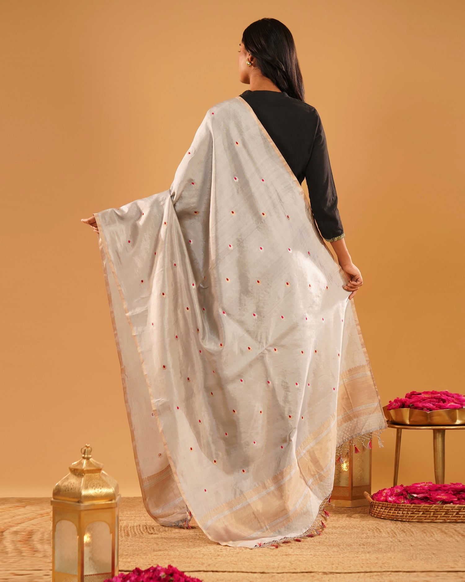 Chandni – Banarasi Pure Silk Dupatta in Silver Grey with Meenakari Buti