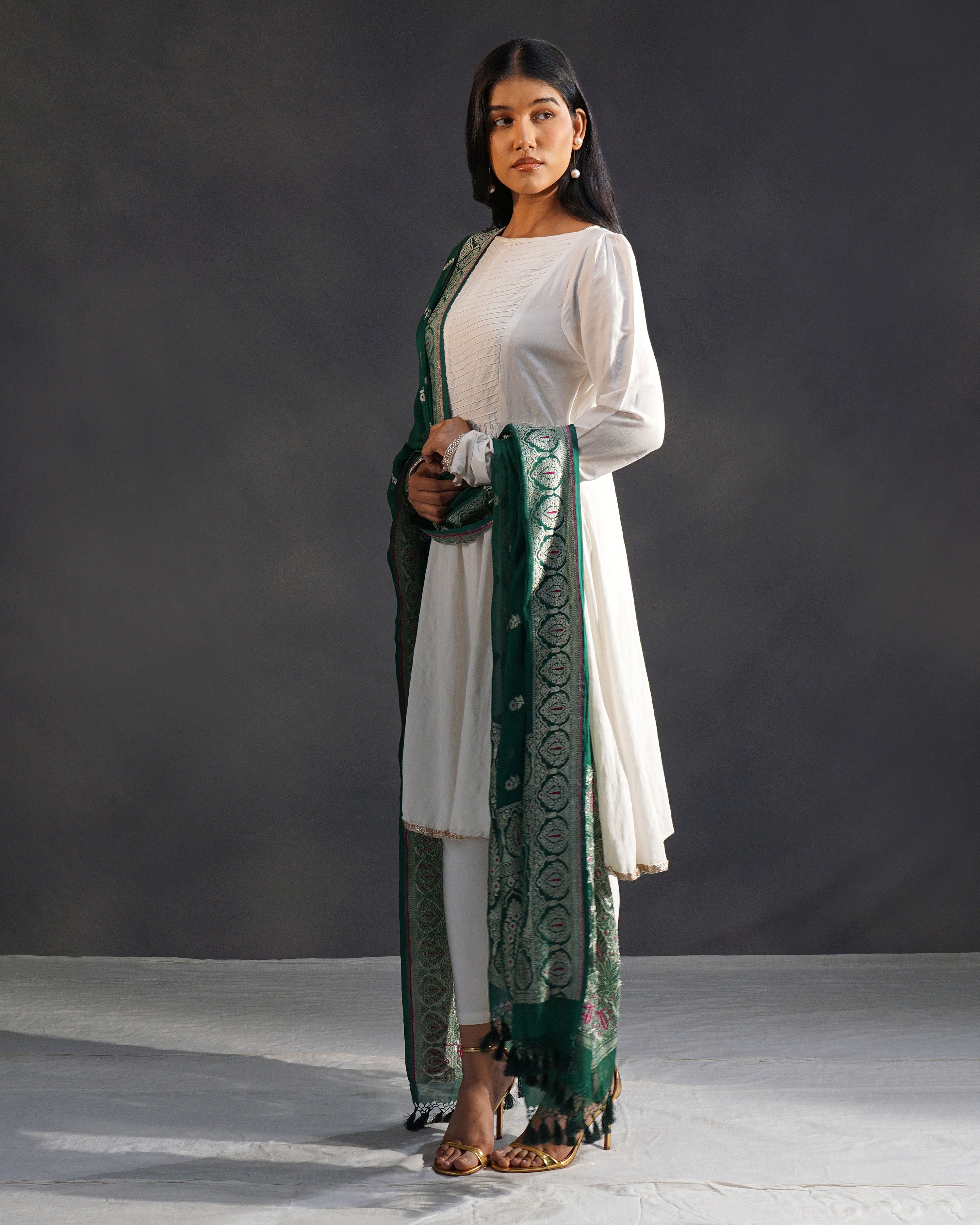 Zumurrud – Banarasi Khaddi Georgette Dupatta in Emerald Green with Silver Buti